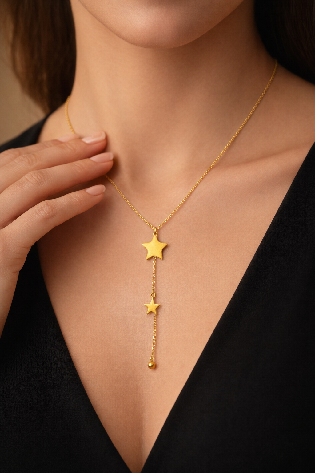 Two star pendent necklace