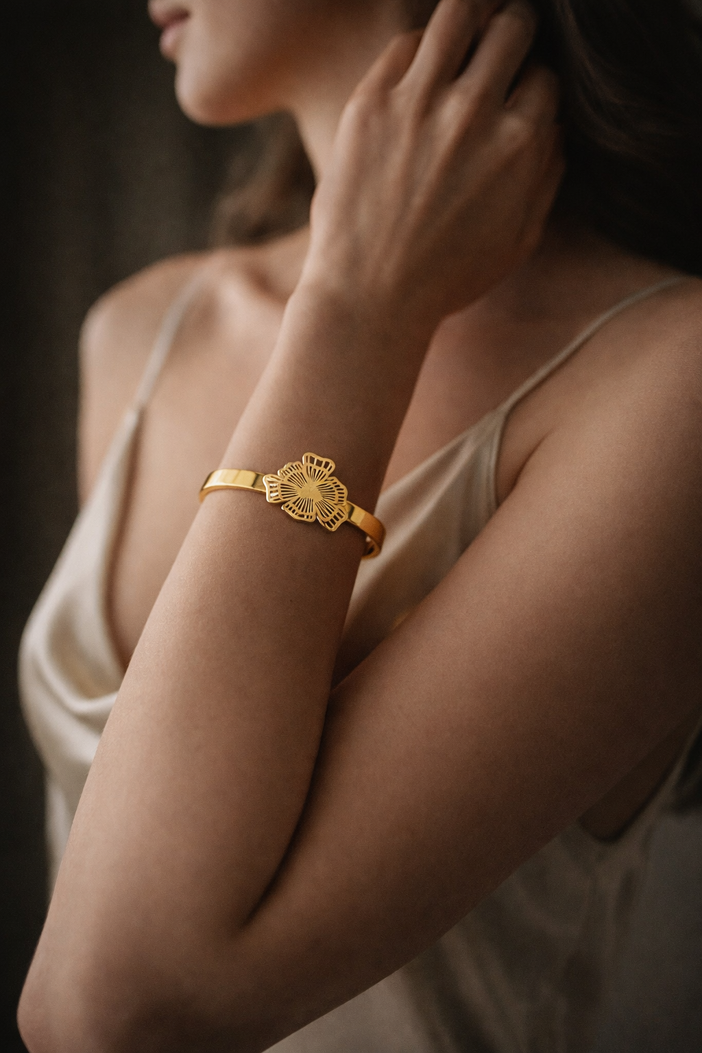 Golden Bloom Luxe Bracelet