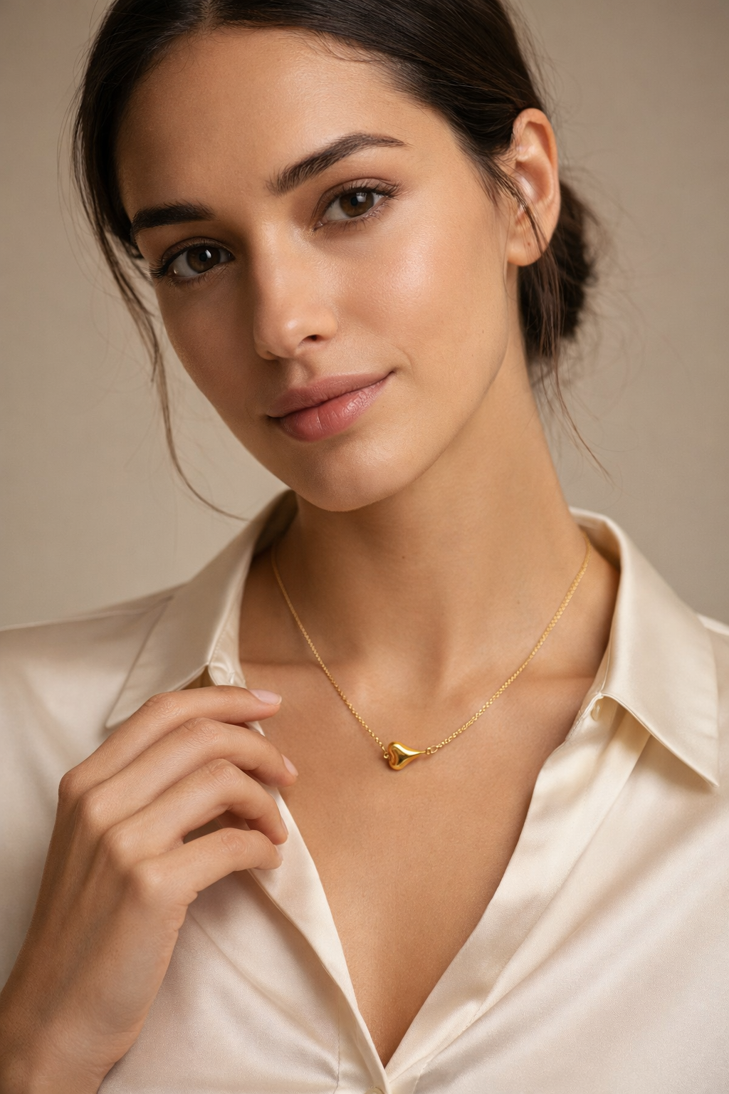 Sculpted Heart Gold Necklace