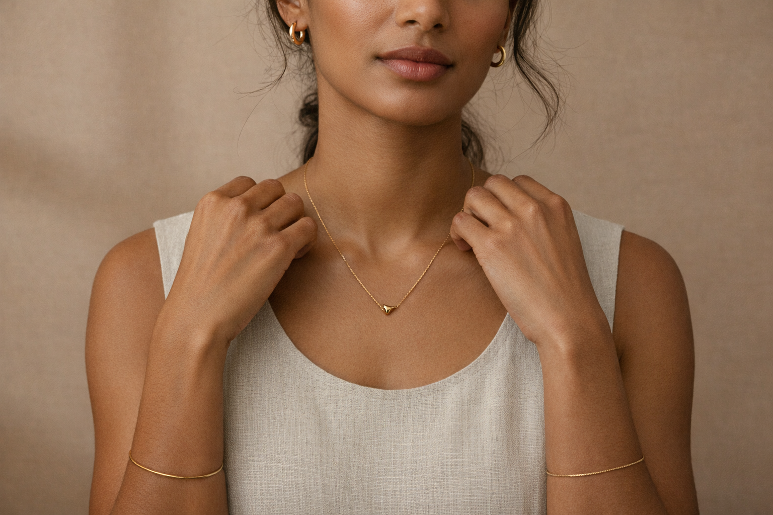 Sculpted Heart Gold Necklace