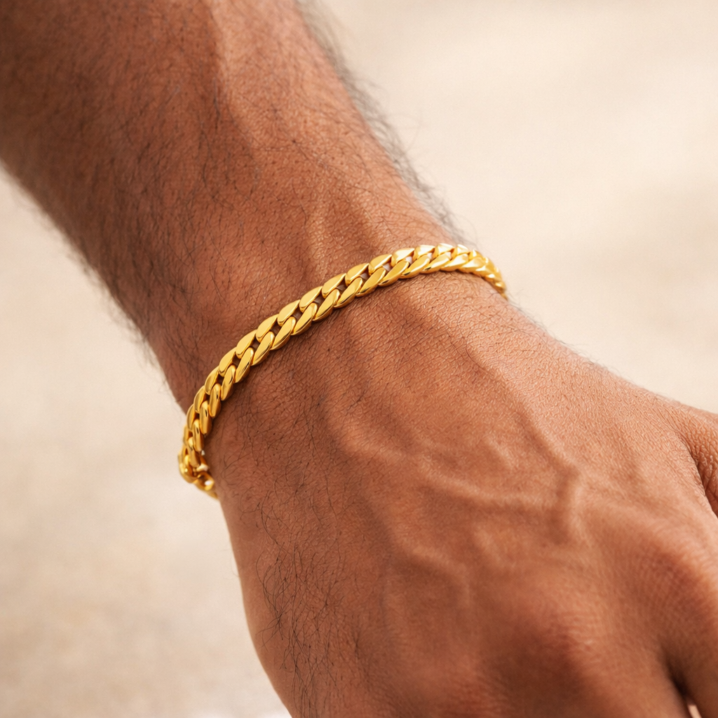 Sovereign Curb Gold Bracelet