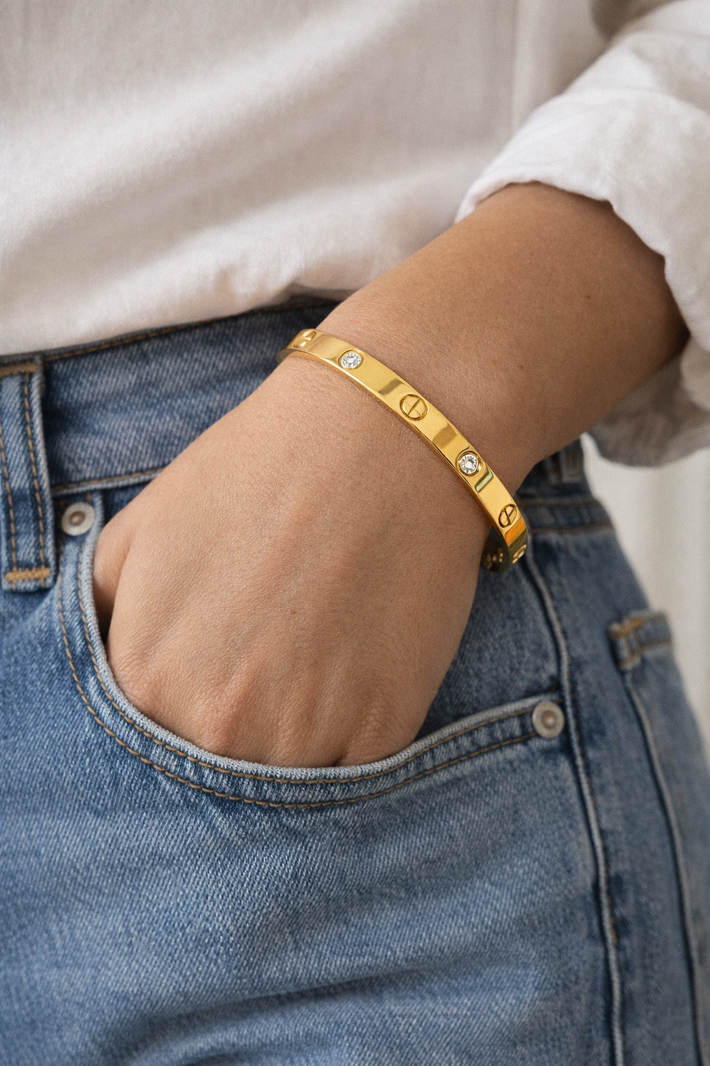 Iconic Rivet Glow Bracelet