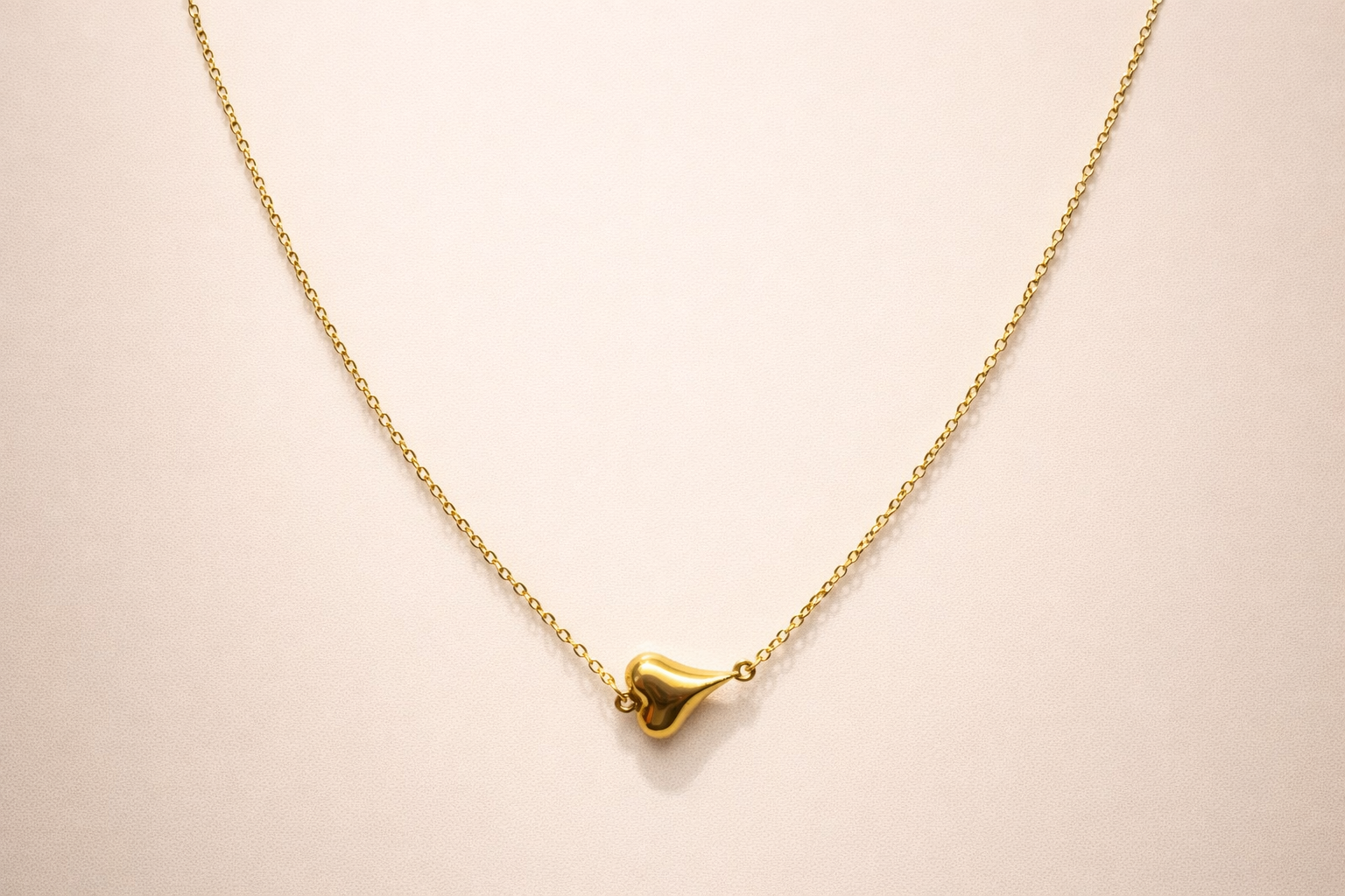 Sculpted Heart Gold Necklace