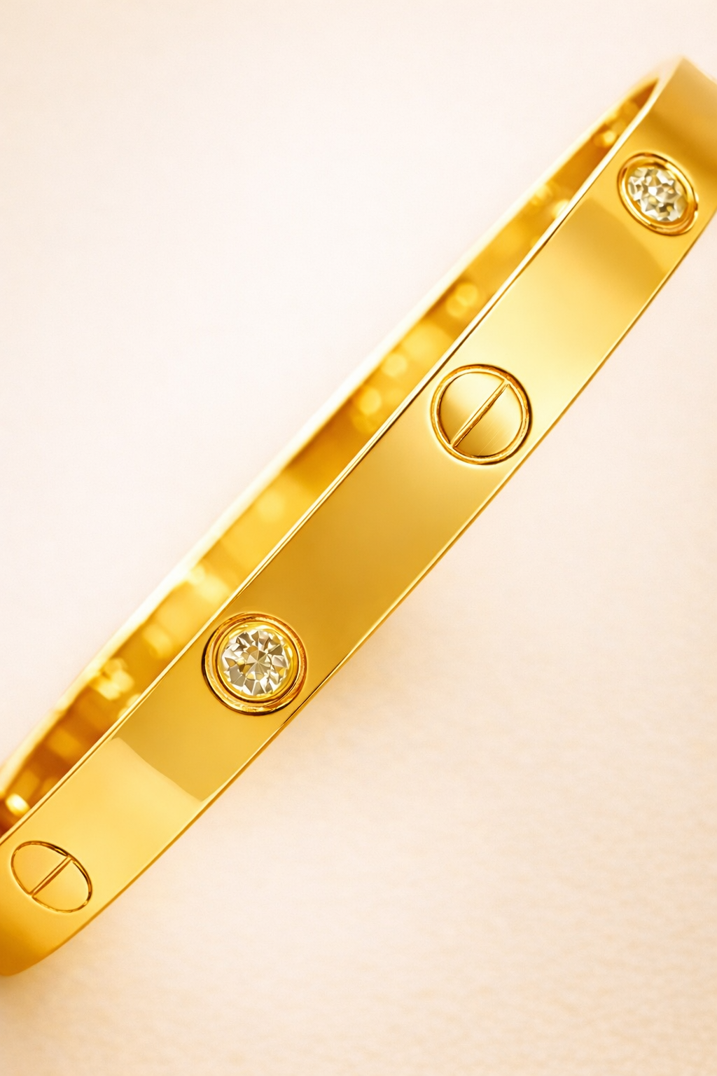 Iconic Rivet Glow Bracelet